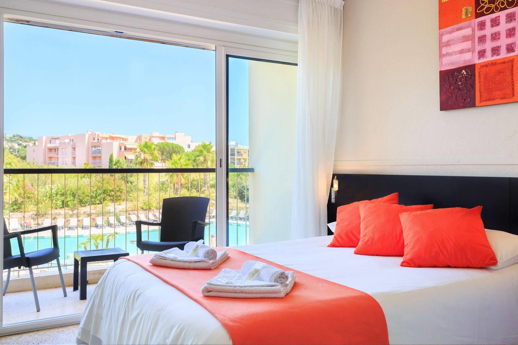 Hotel Club Le Capet Sainte-Maxime Esterno foto
